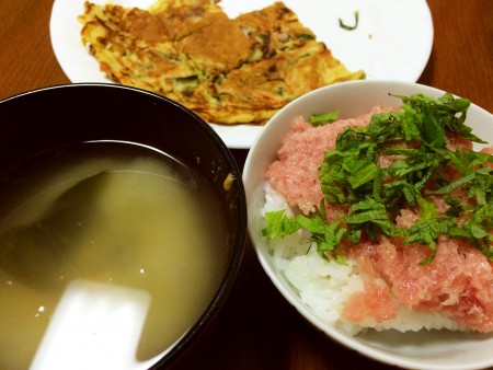 忙しい時にサッとかき込む！マグロのたたき丼、海鮮チヂミ