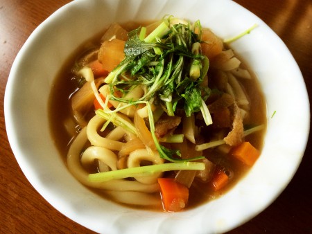 お昼なので簡単メニュー 味噌うどん